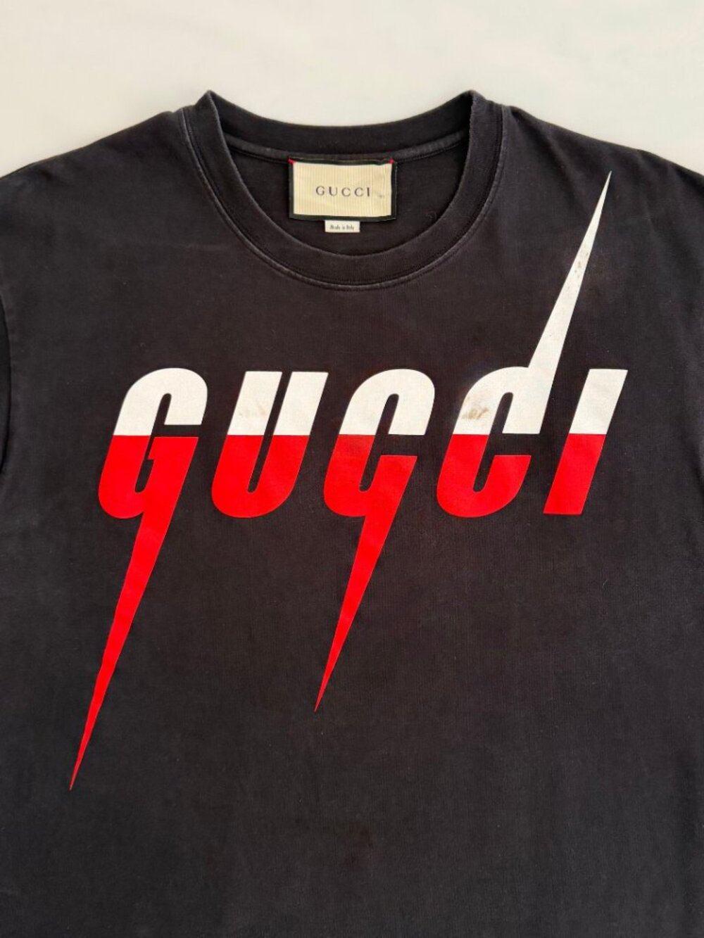 Gucci Black Cotton Blade Logo Print T-Shirt - Picture 3 of 6
